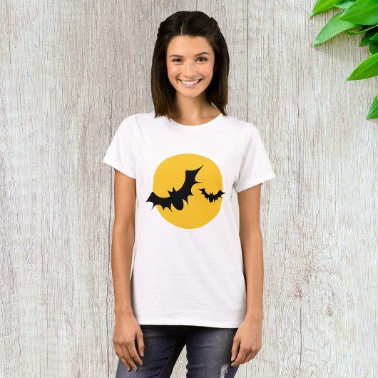 ハロウィンのコウモリのシルエットと満月 Tシャツ
