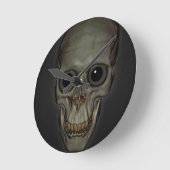 ハロウィンのスカル ラウンド壁時計 (傾斜)