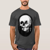 ハロウィンのドクロが鏡に映る女性 Tシャツ (正面)