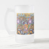 ハロウィンのドラゴンによって曇らされるマグ フロストグラスビールジョッキ (左)