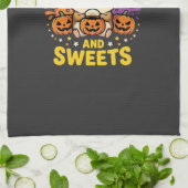 ハロウィンのハムスターはおばけとお菓子で元気_1 キッチンタオル (折り畳み)