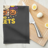 ハロウィンのハムスターはおばけとお菓子で元気_1 キッチンタオル (四つ折り)