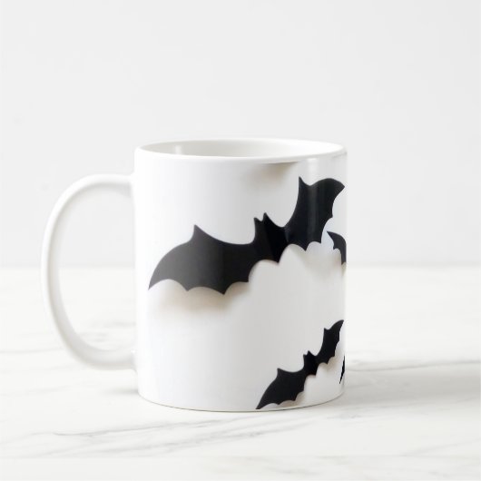 ハロウィンのバットだけ コーヒーマグカップ (左)