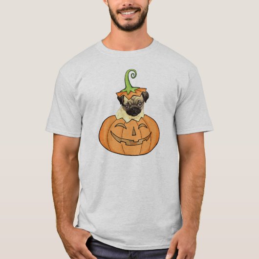 ハロウィンのパグ Tシャツ (正面)