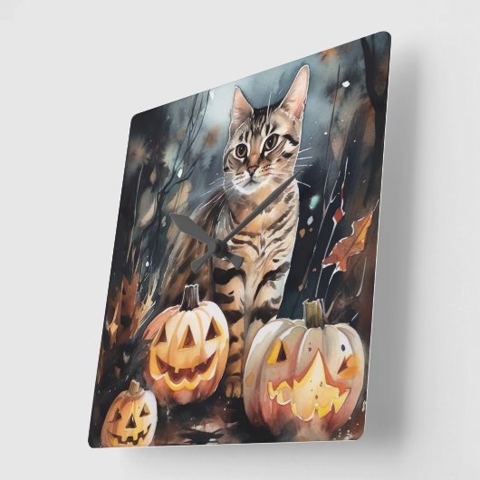 ハロウィンのベンガル猫とかぼちゃの怖いデザイン スクエア壁時計 (傾斜)