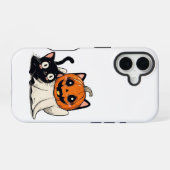 ハロウィンのマスクをつけた幽霊と黒猫 iPhone 16ケース (裏面横)
