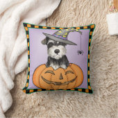 ハロウィンのミニチュア・シュナウツァー クッション (ブランケット)