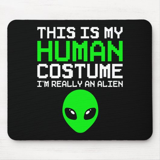 ハロウィンの仮装 人間だと思ったら宇宙人 面白い マウスパッド (正面)