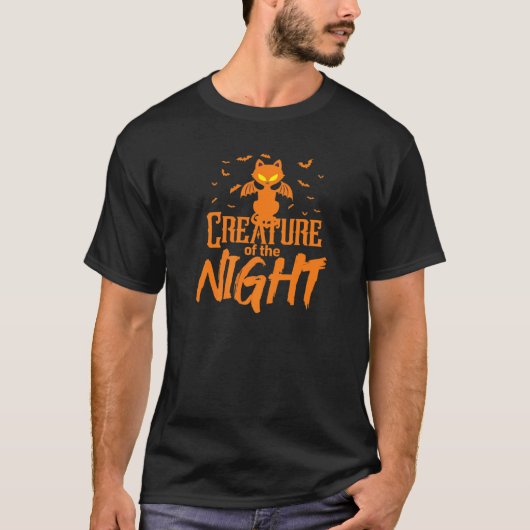 ハロウィンの夜の生き物 怖い猫 コウモリ Tシャツ (正面)
