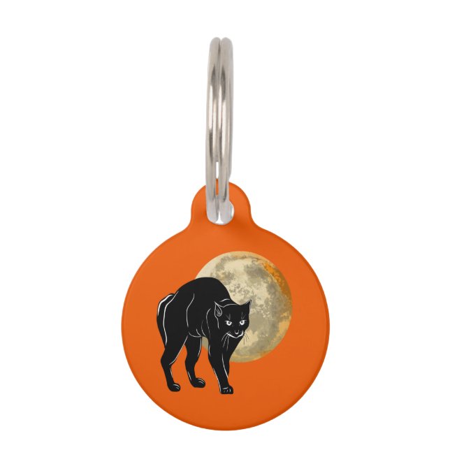 ハロウィンの夜満月を背景に忍び回る黒猫 ペット　ネームタグ (正面)