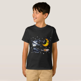 ハロウィンの夜空を飛ぶ魔女 Tシャツ