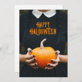 ハロウィンの幸せな少女の黒いドレス シーズンカード (正面/裏面)