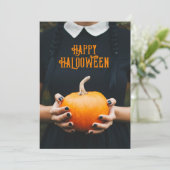 ハロウィンの幸せな少女の黒いドレス シーズンカード (スタンド正面)