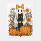 ハロウィンの幽霊が黒猫を持つ  フリースブランケット (正面)