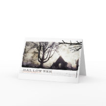 ハロウィンの幽霊のよく出るなゴシック様式墓地の写真