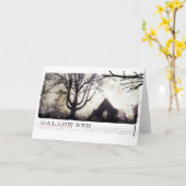 ハロウィンの幽霊のよく出るなゴシック様式墓地の写真 カード (黄色い花)