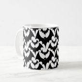 ハロウィンの怖い黒いコウモリ模様 コーヒーマグカップ (正面左)