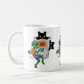 ハロウィンの怯えるネコ コーヒーマグカップ (左)