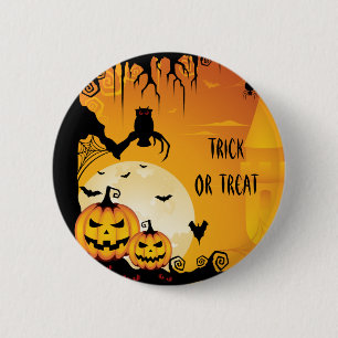 ハロウィンの恐いカボチャおよび満月 缶バッジ