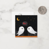 ハロウィンの挨拶、かわいいゴーストが町にいます ノートカード (正面/裏面インサイチュ)