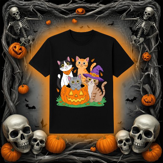 ハロウィンの猫の母 | かぼちゃの中の可愛い猫 Tシャツ