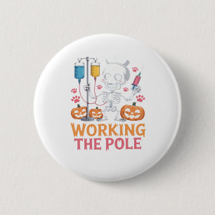 ハロウィンの看護師スケルトン 笑えるジョーク Tシャツ 缶バッジ