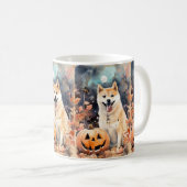 ハロウィンの秋田犬とかぼちゃの怖いデザイン コーヒーマグカップ (正面右)