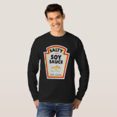 ハロウィンの簡単なコーディネート仮装 塩 しょうゆ ボトル Tシャツ (正面フル)