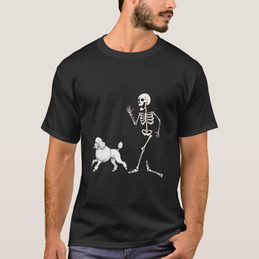 ハロウィンの面白いプードルとスケルトン Tシャツ (正面)