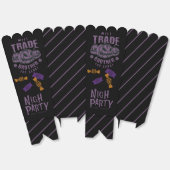 ハロウィンの面白いポップコーンボックス – 弟とお菓子を交換 フェイバーボックス (見開き)