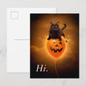 ハロウィンの風船に乗った猫 インビテーションポストカード (正面/裏面)