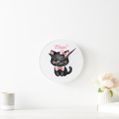 ハロウィンの飾り付けに弓を付けたかわいい黒猫 ラウンド壁時計 (ホーム)