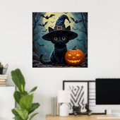 ハロウィンの魔女の帽子をかぶった黒猫 ポスター (ホームオフィス)