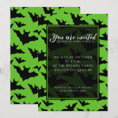 ハロウィンの黒いコウモリの緑のクールで不気味なパターン 招待状 (正面/裏面)