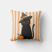 ハロウィンの黒猫と魔女の帽子とカボチャ クッション (正面)
