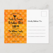 ハロウィンの黒猫のカボチャオレンジパーティー インビテーションポストカード (裏面)