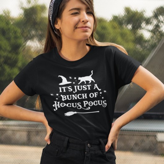 ハロウィンの黒猫魔女 女性用 Tシャツ