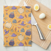 ハロウィンよくはしゃぐ幽霊と魔女のパターン キッチンタオル (四つ折り)