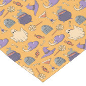 ハロウィンよくはしゃぐ幽霊と魔女のパターン ショートテーブルランナー (コーナー)