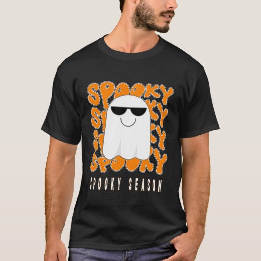 ハロウィンをおしゃれに祝おう – 'スポーキーシーズン' Tシャツ (正面)
