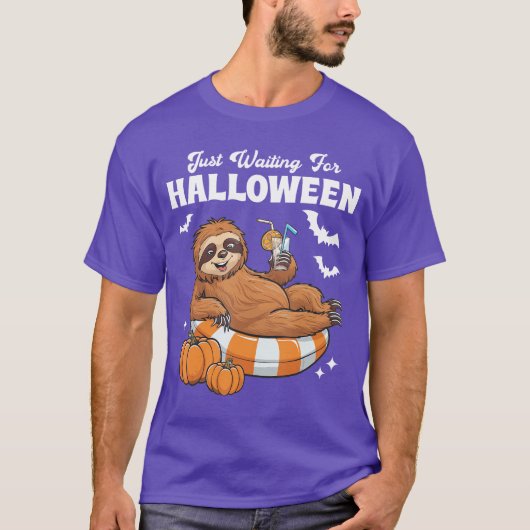 ハロウィンを待つだけ かわいい怠け者ハロウィン Tシャツ (正面)