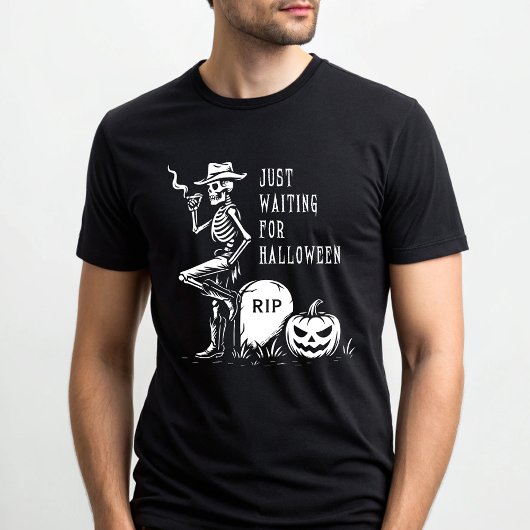 ハロウィンカウボーイスケルトンを待っている Tシャツ