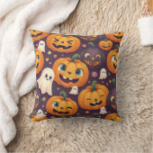 ハロウィンカボチャと可愛い幽霊友達 クッション (ブランケット)
