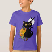 ハロウィンカボチャ紫色の黒猫 Tシャツ (正面)