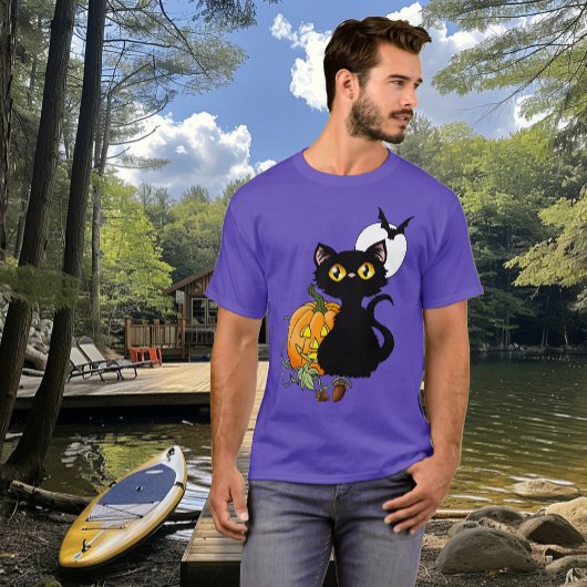 ハロウィンカボチャ紫色の黒猫 Tシャツ