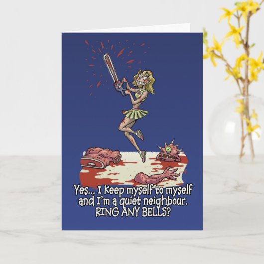 ハロウィンカードユーモアのおもしろいのチェーンソーの女性 カード (黄色い花)