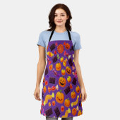 ハロウィンキャンディキッチンボード エプロン (着用した状態)