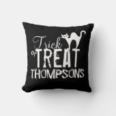 ハロウィンシンプルお洒落タイポグラフィ黒猫 クッション (正面)