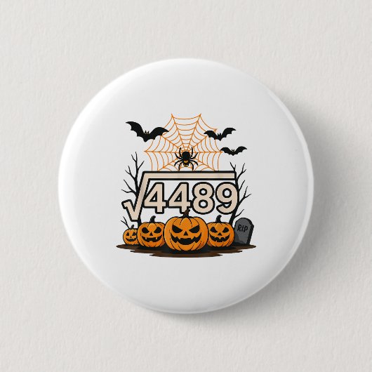 ハロウィンジョーク 平方根 4489 67 数学の茶飲み友達用Tシャツ 缶バッジ (正面)