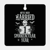 ハロウィンスプークタキュラー1周年結婚記念日 メタルオーナメント (裏面)